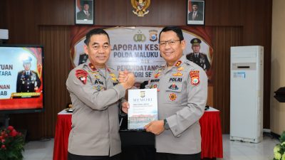 Foto : Suasana serah terima peta tantangan dan dukungan jajaran