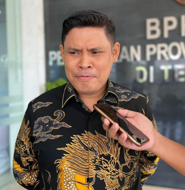 Foto: Kamarudin Mahdi suami bupati Sula