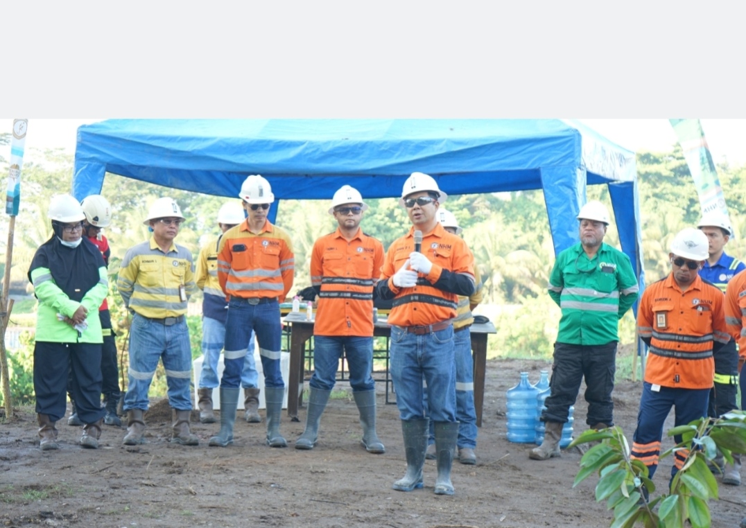 Foto: Suasana penanaman pohon oleh NHM