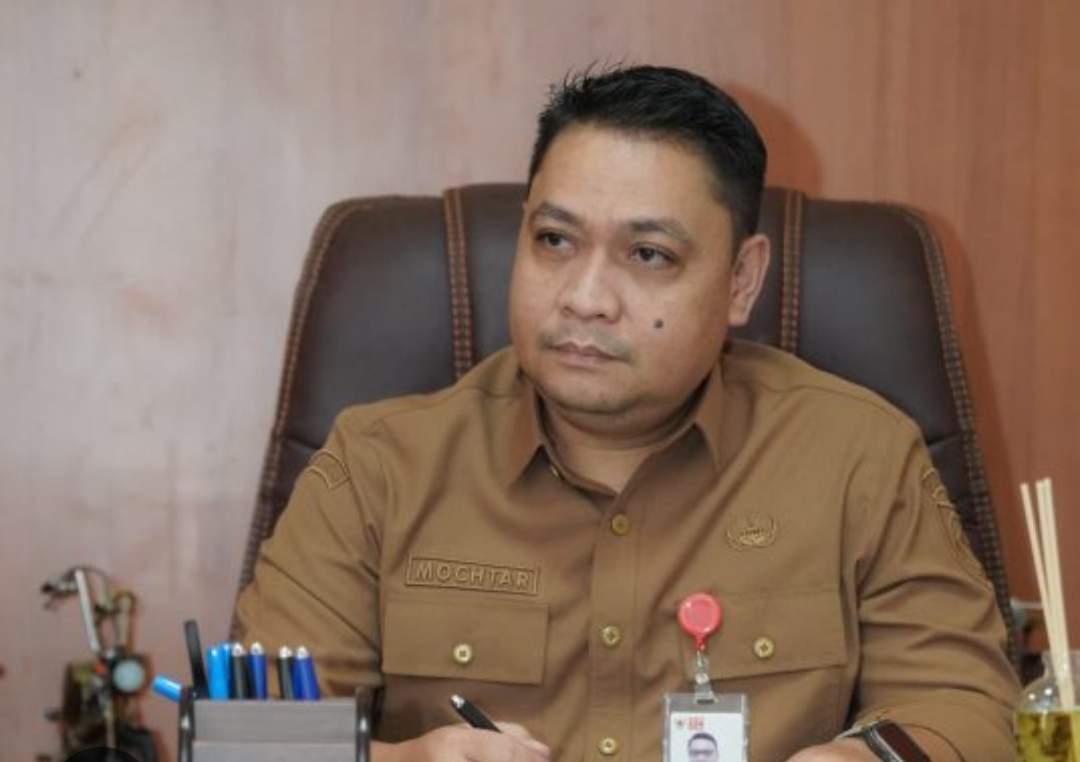 Foto: Foto: Foto: Kepala BP2RD Kota Ternate, H. Mochtar Hasyim/ TerbitMalut