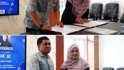 Suasana penandatanganan nota kesepahaman dan penyerahan plakat